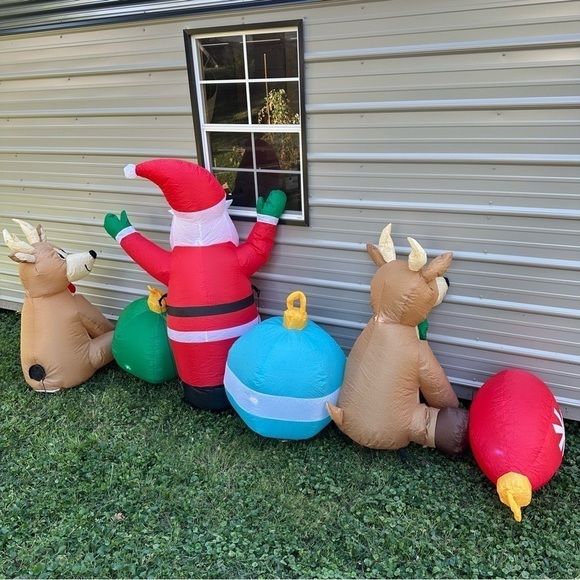 Gemmy Airblown Christmas Inflatable Santa Reindeer Lights Bulbs 9 ft Lighted - Picture 9 of 14